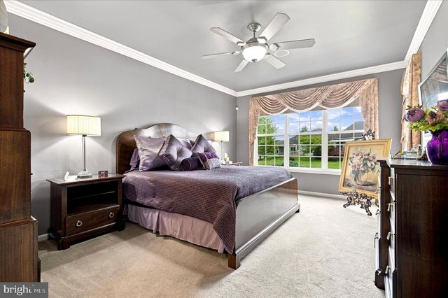 937 LAURENS LN, Warwick, PA 18974