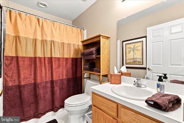 937 LAURENS LN, Warwick, PA 18974