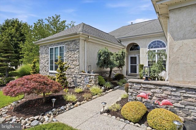 937 LAURENS LN, Warwick, PA 18974