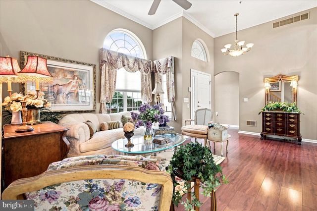 937 LAURENS LN, Warwick, PA 18974