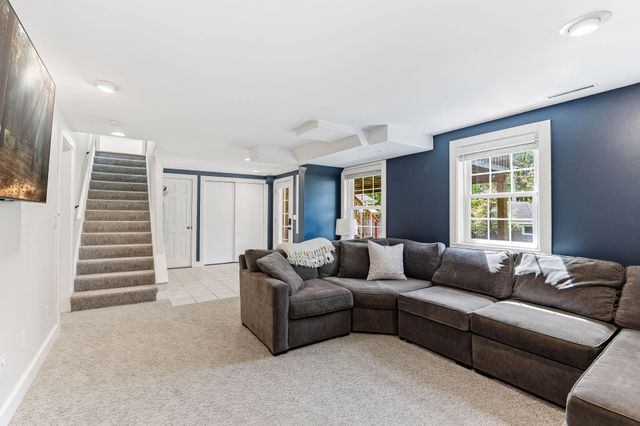 5036 Russell Avenue S, Minneapolis, MN 55410