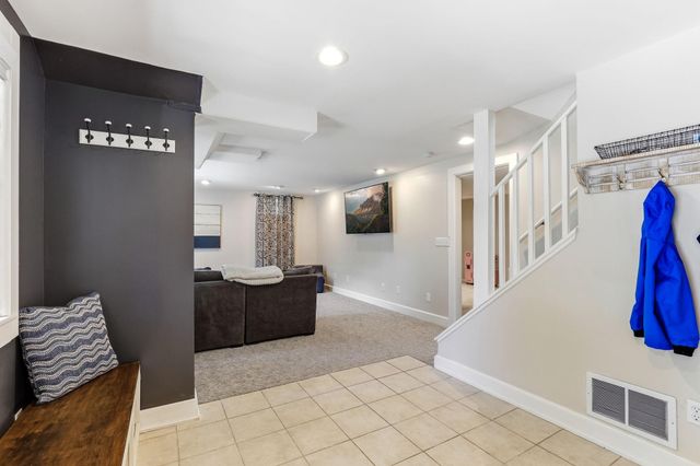 5036 Russell Avenue S, Minneapolis, MN 55410