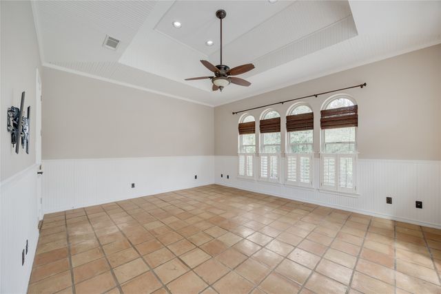 1201 Findlay Drive, Arlington, TX 76012