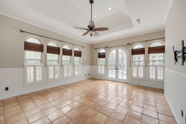 1201 Findlay Drive, Arlington, TX 76012