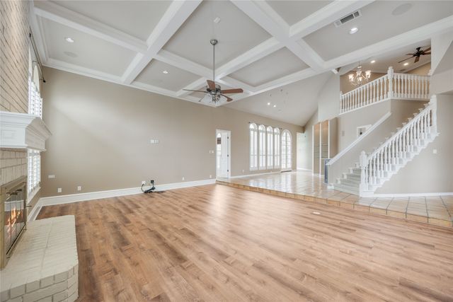 1201 Findlay Drive, Arlington, TX 76012