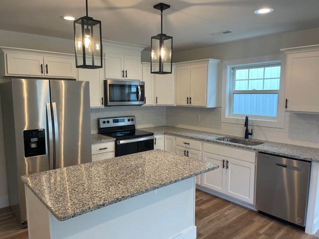 98 Hwy. 1611, Russell Springs, KY 42642