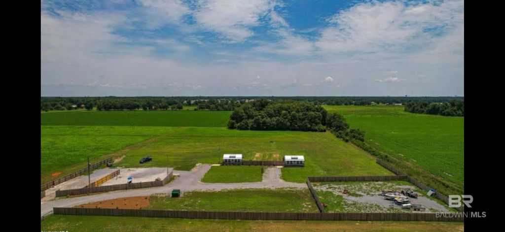 7826 County Road 19, Foley, AL 36535