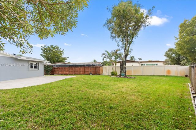 8930 NW 23rd St ., Pembroke Pines, FL 33024