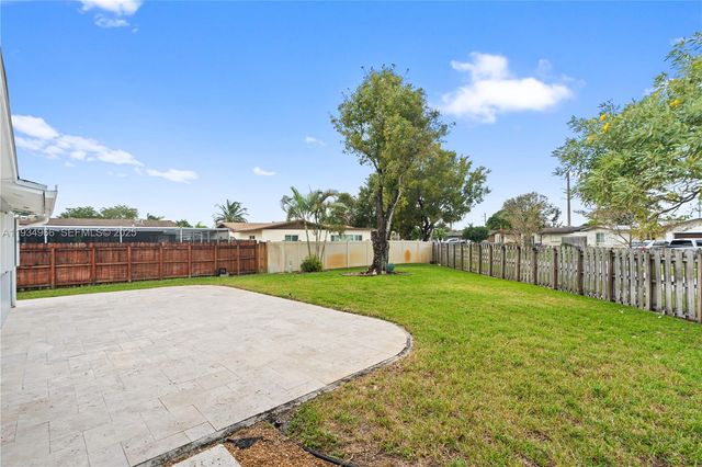 8930 NW 23rd St ., Pembroke Pines, FL 33024