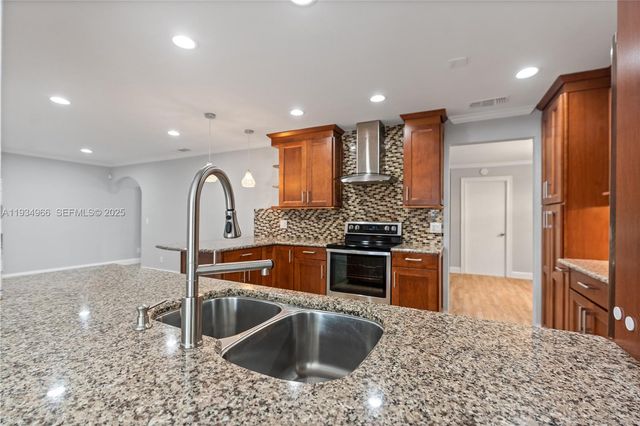 8930 NW 23rd St ., Pembroke Pines, FL 33024