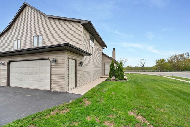 2228 LOST DAUPHIN ROAD, De Pere, WI 54115