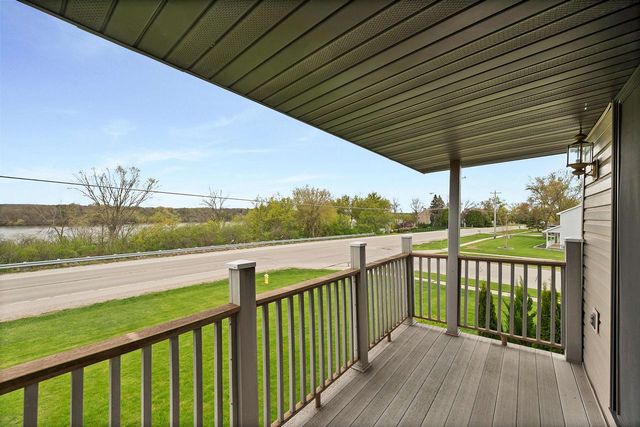 2228 LOST DAUPHIN ROAD, De Pere, WI 54115