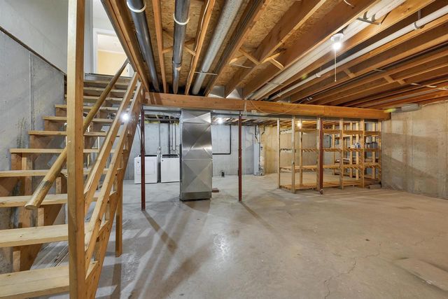 2228 LOST DAUPHIN ROAD, De Pere, WI 54115