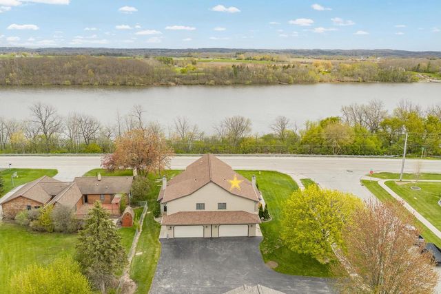 2228 LOST DAUPHIN ROAD, De Pere, WI 54115