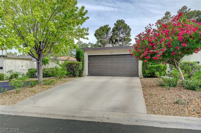 2471 Palmera Drive, Las Vegas, NV 89121
