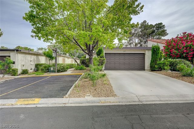 2471 Palmera Drive, Las Vegas, NV 89121
