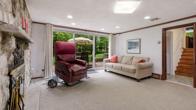 816 WARREN RD, Ambler, PA 19002