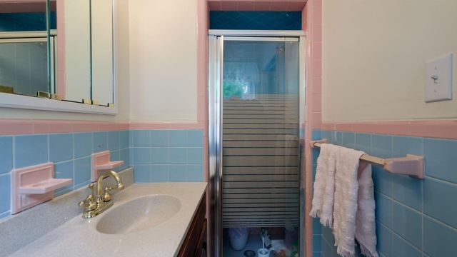 816 WARREN RD, Ambler, PA 19002