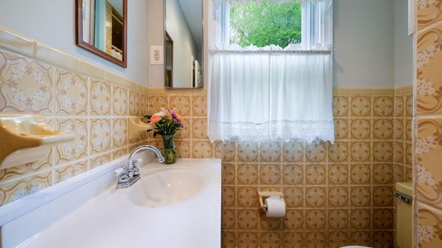 816 WARREN RD, Ambler, PA 19002