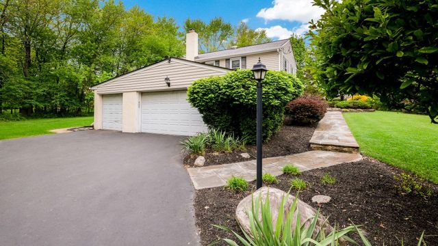 816 WARREN RD, Ambler, PA 19002