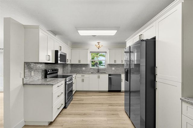 452 50TH STREET W, Palmetto, FL 34221
