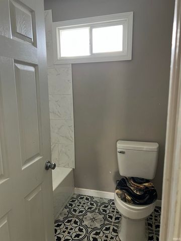903 Salamonie Avenue, Huntington, IN 46750