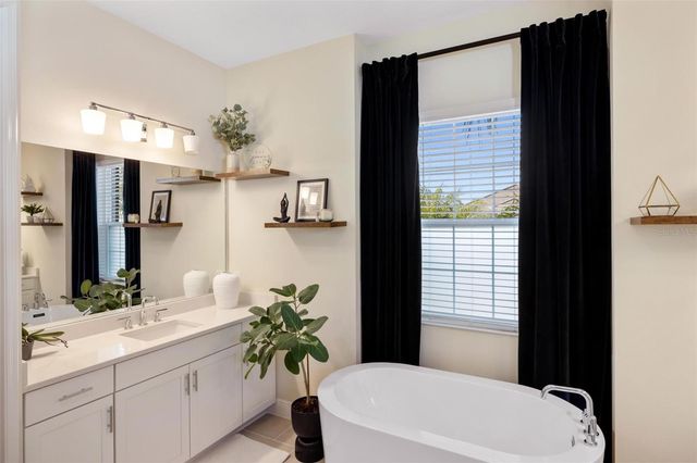 12492 DAVIE COURT, Venice, FL 34293