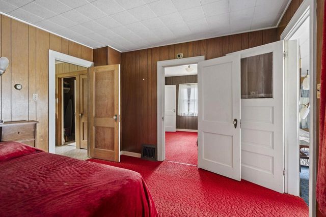 N9015 DEBAKER LANE, Luxemburg, WI 54217