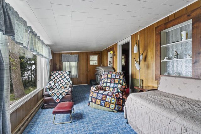 N9015 DEBAKER LANE, Luxemburg, WI 54217