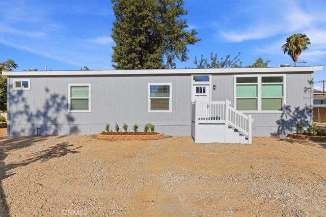 31221 Neer, Homeland, CA 92548