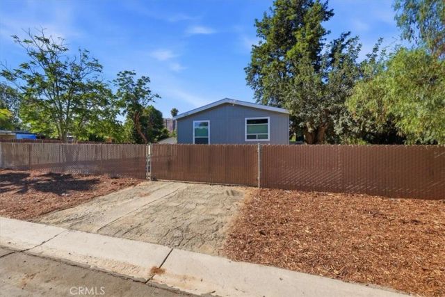 31221 Neer, Homeland, CA 92548