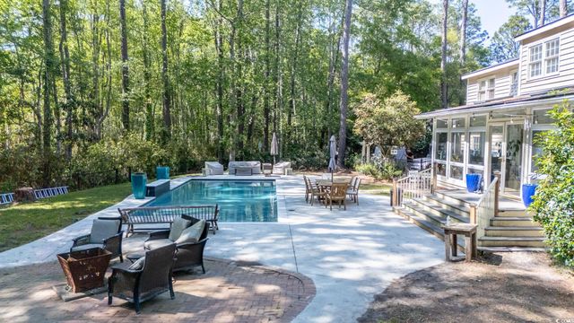 133 Otter Run Rd., Pawleys Island, SC 29585