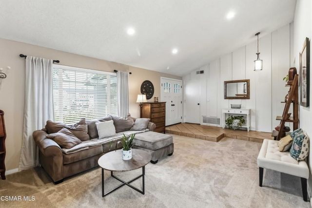 59 E Bonita Drive, Simi Valley, CA 93065