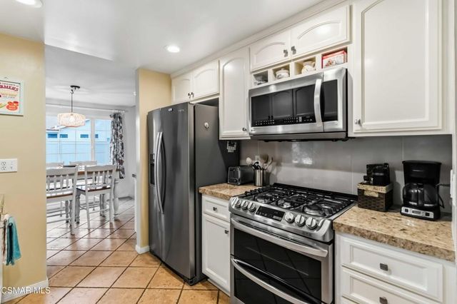 59 E Bonita Drive, Simi Valley, CA 93065