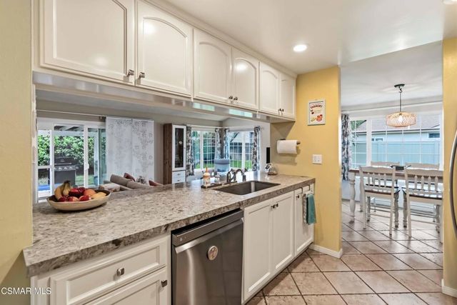 59 E Bonita Drive, Simi Valley, CA 93065