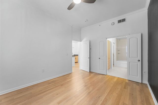 3225 Turtle Creek Boulevard 120, Dallas, TX 75219