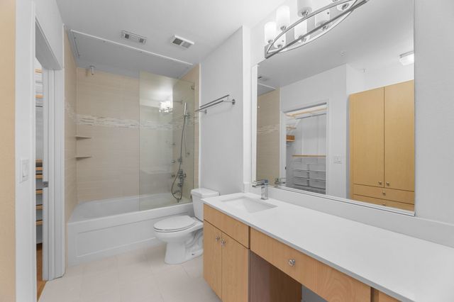 3225 Turtle Creek Boulevard 120, Dallas, TX 75219