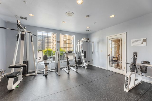 3225 Turtle Creek Boulevard 120, Dallas, TX 75219