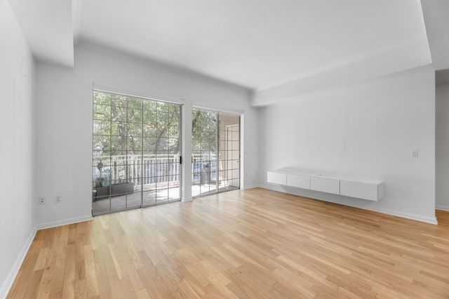 3225 Turtle Creek Boulevard 120, Dallas, TX 75219