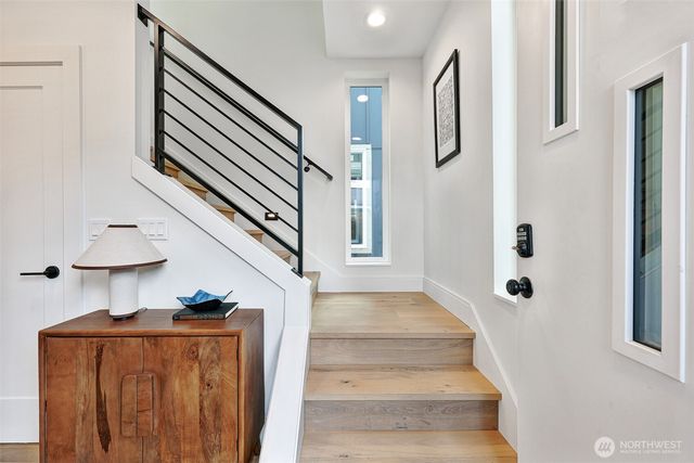 2006 B 19th Avenue S, Seattle, WA 98144