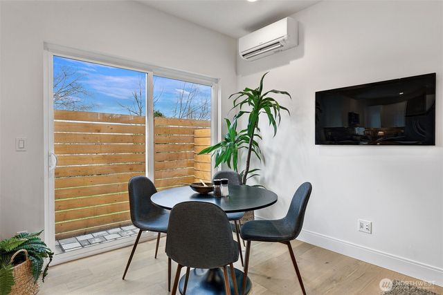 2006 B 19th Avenue S, Seattle, WA 98144