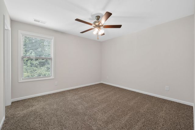 1217 Dodd St, Clarksville, TN 37040