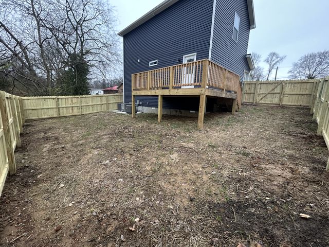 1217 Dodd St, Clarksville, TN 37040