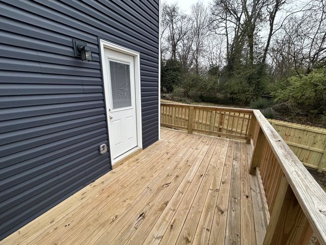 1217 Dodd St, Clarksville, TN 37040