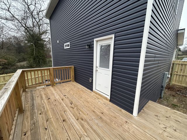 1217 Dodd St, Clarksville, TN 37040