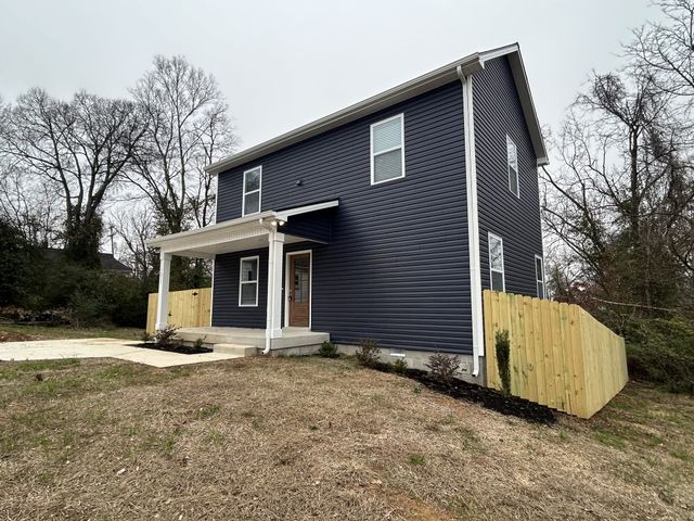 1217 Dodd St, Clarksville, TN 37040