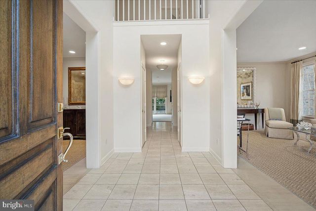 10409 DEMOCRACY LN, Potomac, MD 20854