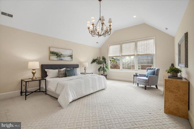 10409 DEMOCRACY LN, Potomac, MD 20854