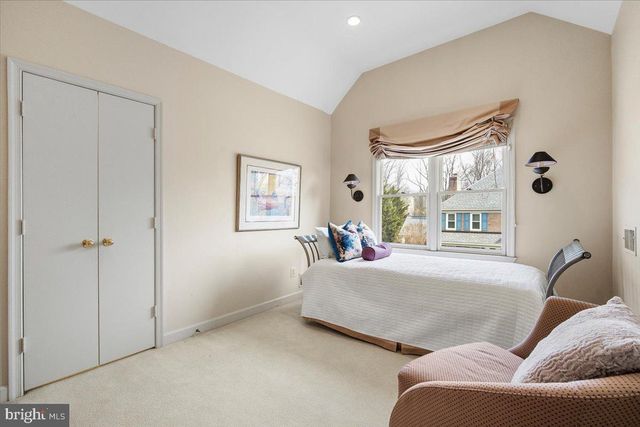 10409 DEMOCRACY LN, Potomac, MD 20854