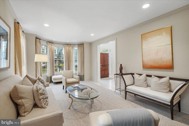 10409 DEMOCRACY LN, Potomac, MD 20854